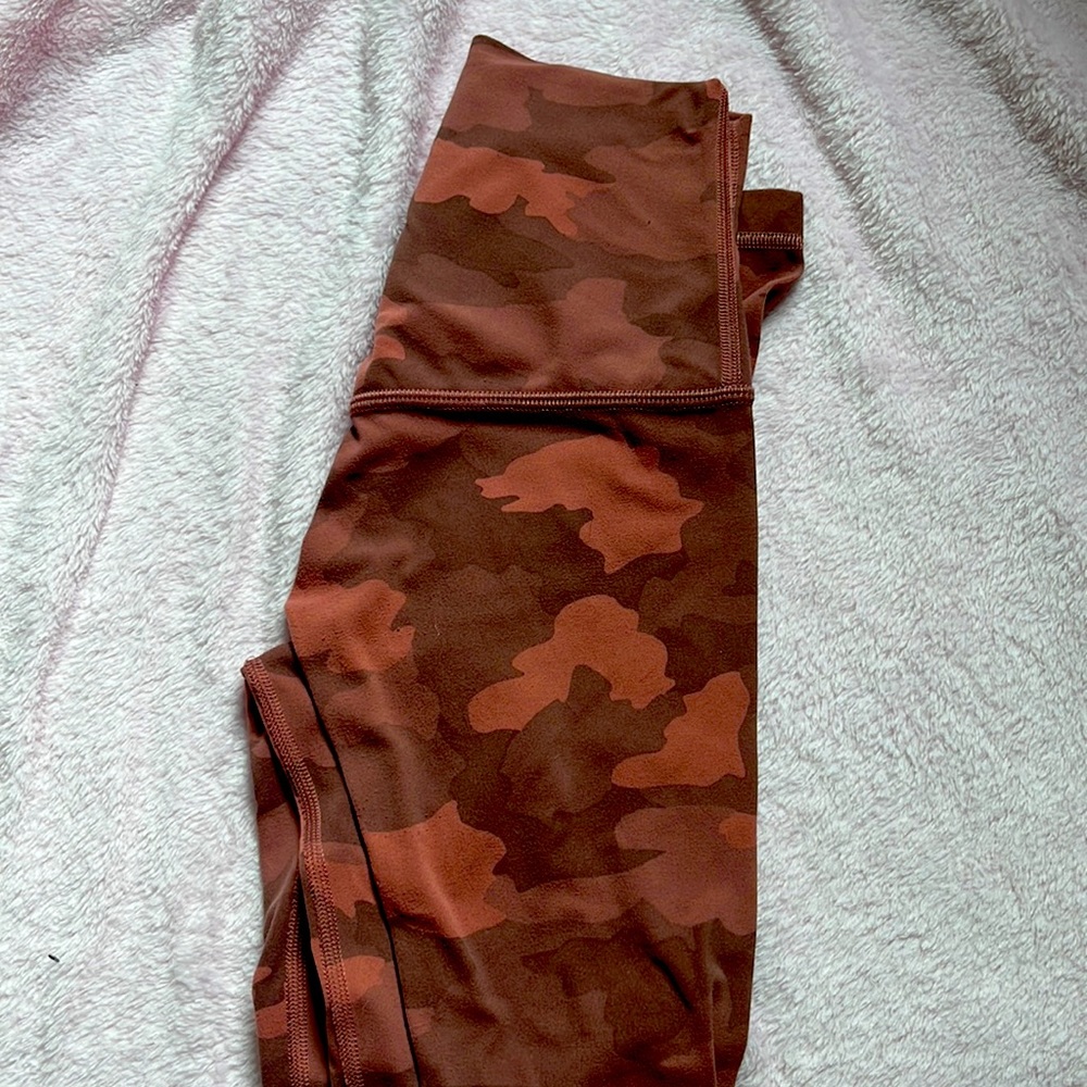Lululemon patterned leggings